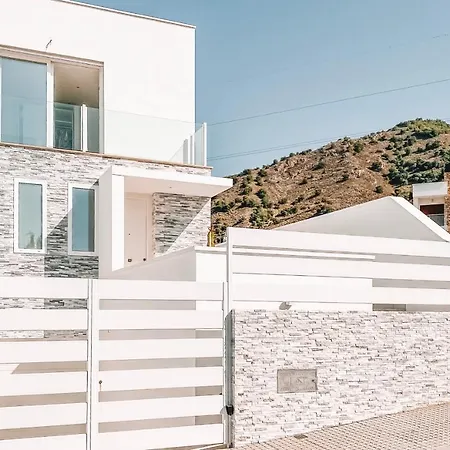 Salsa Βίλα Nerja